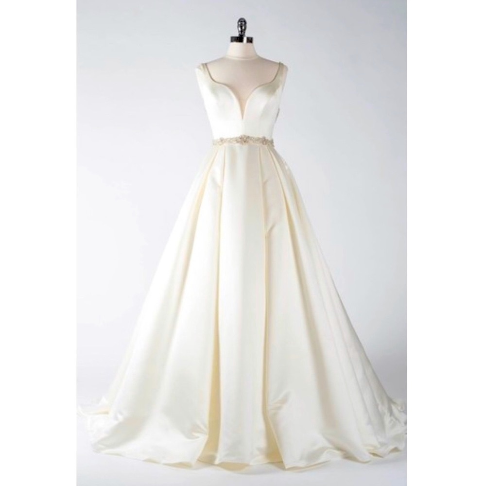 Maggie Sottero GAVIN -Ivory Satin Ball Gown Wedding Dress, New w/ tags! Size 16